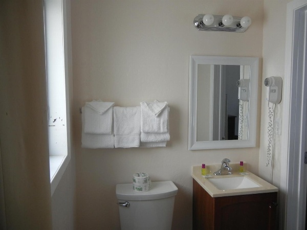 Tahoe Hacienda Inn image 11